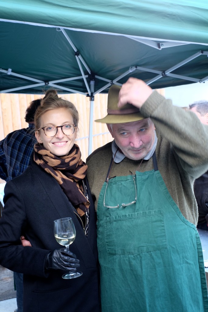 Miriam mit Landwirt Franz Weisskircher, Porcella, Bio, Fleischraritäten, porcella.at, Miriam Strobach